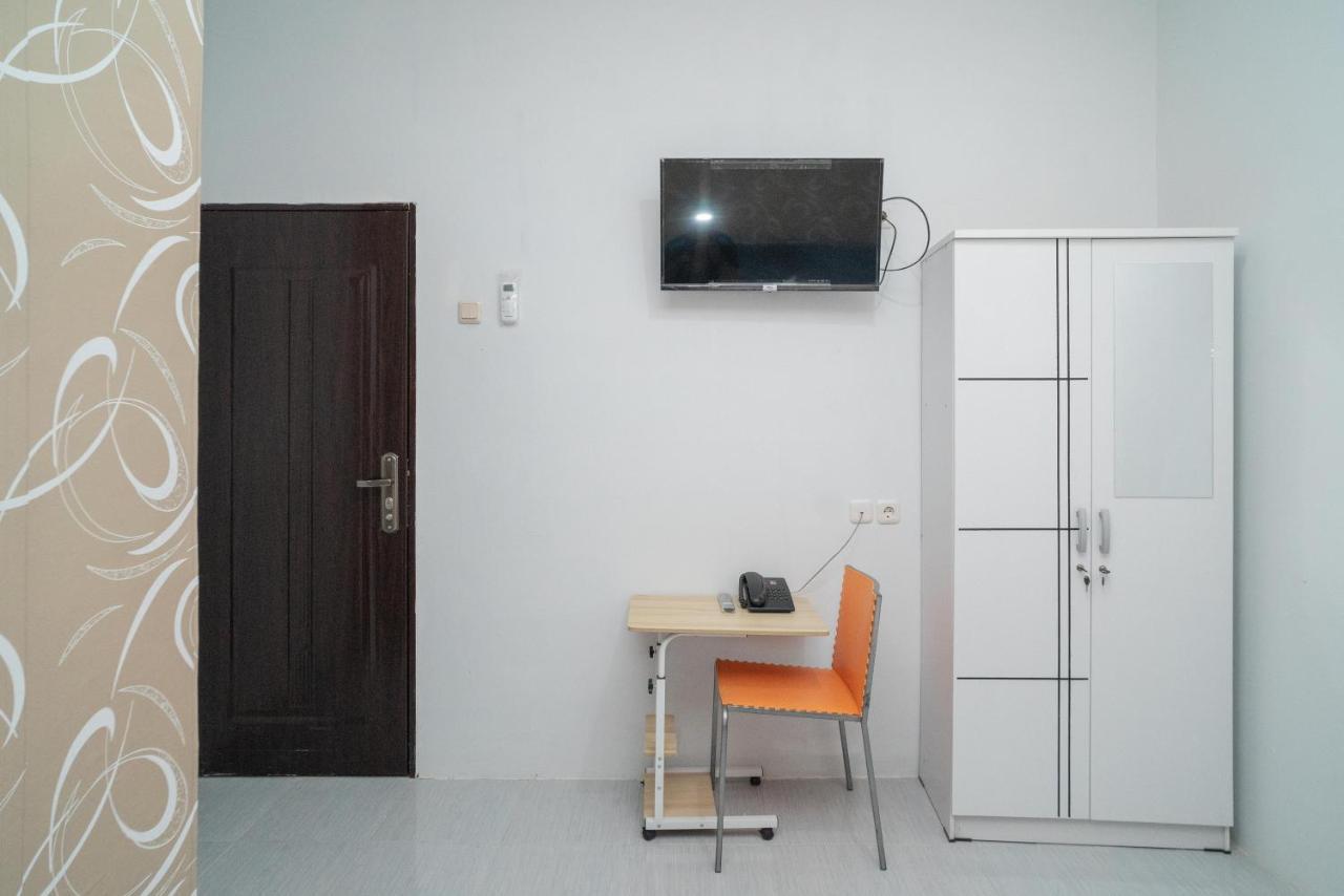 Reddoorz Near Sarinah Jakarta Ngoại thất bức ảnh