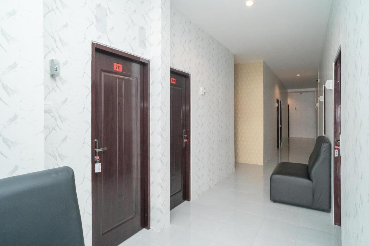 Reddoorz Near Sarinah Jakarta Ngoại thất bức ảnh